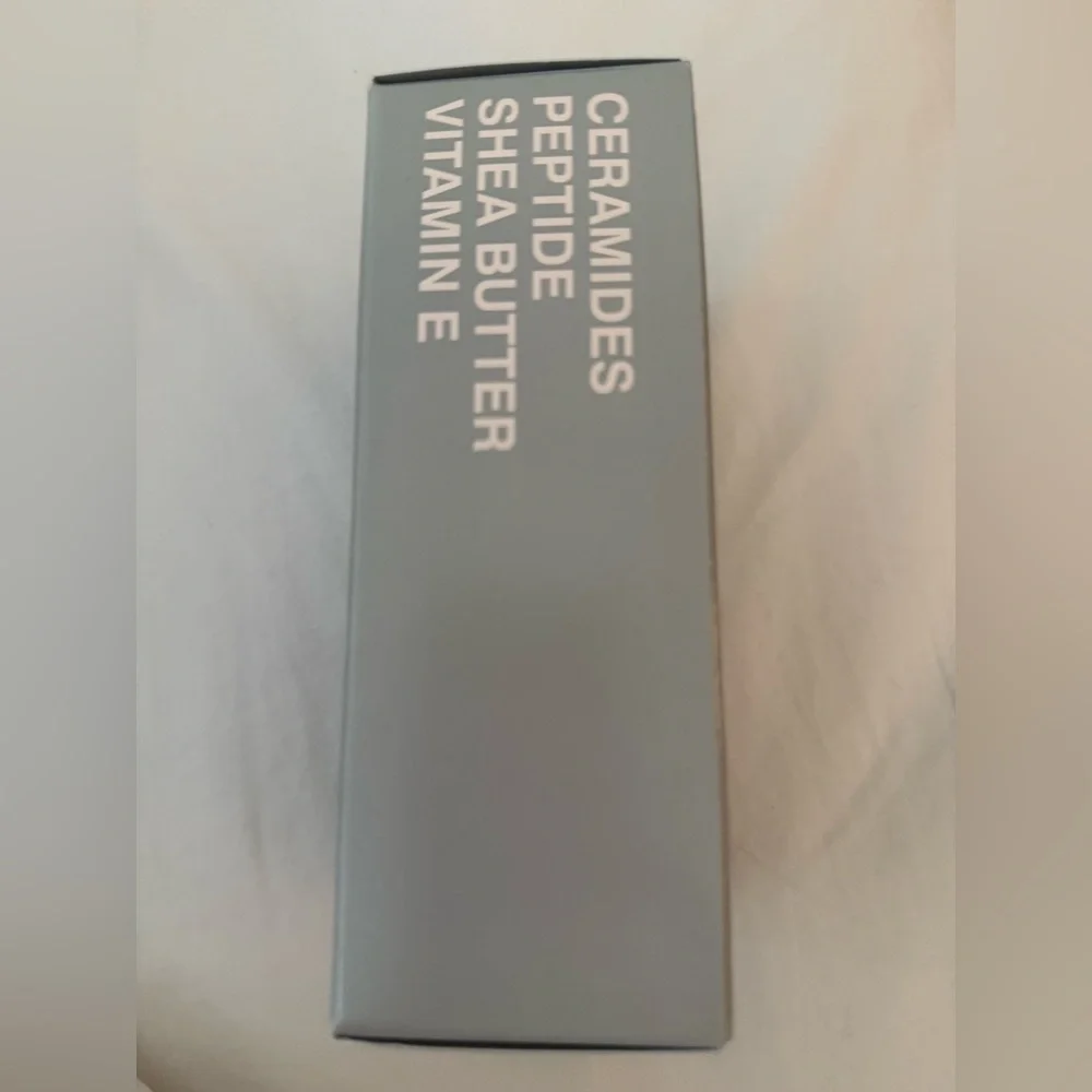 NIB! Rhode Holiday 2025 Glazed Trio gift Set - Picture 3 of 5